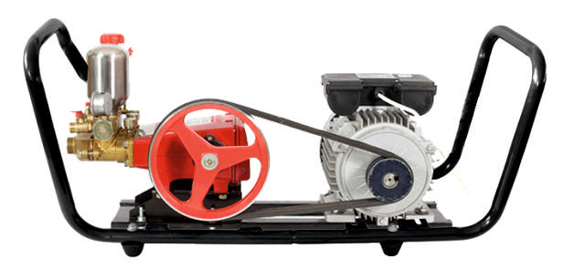 Green Park Push/Tow Type Sprayer